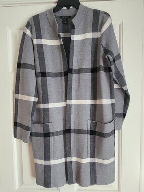 Tahari Sz 1X Gray Plaid Soft Warm Rayon Open Front Jacket Cardigan Long Sleeve